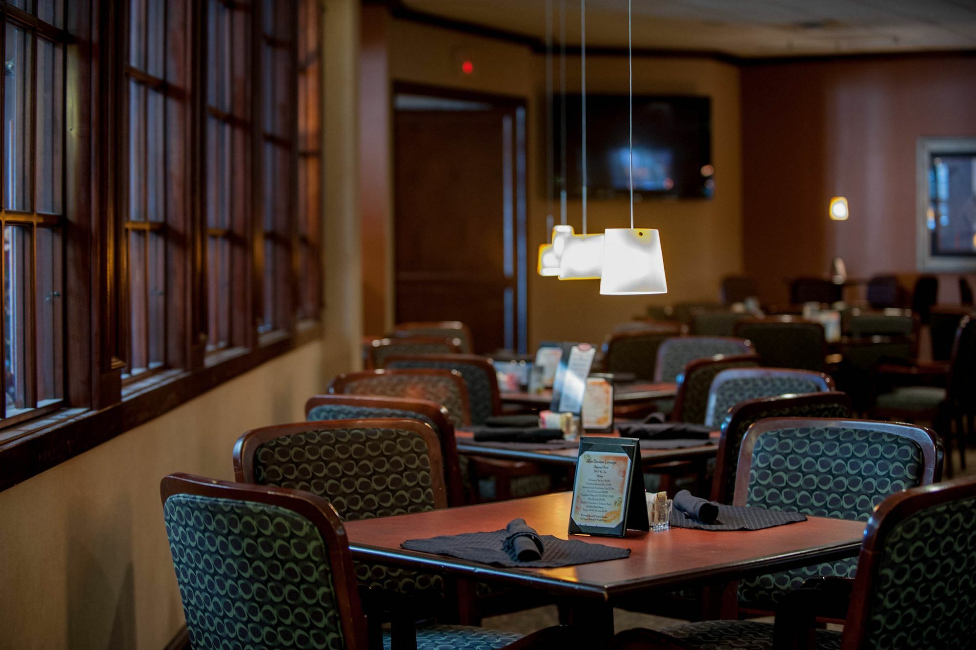 Delta Hotels By Marriott יוטיקה מראה חיצוני תמונה